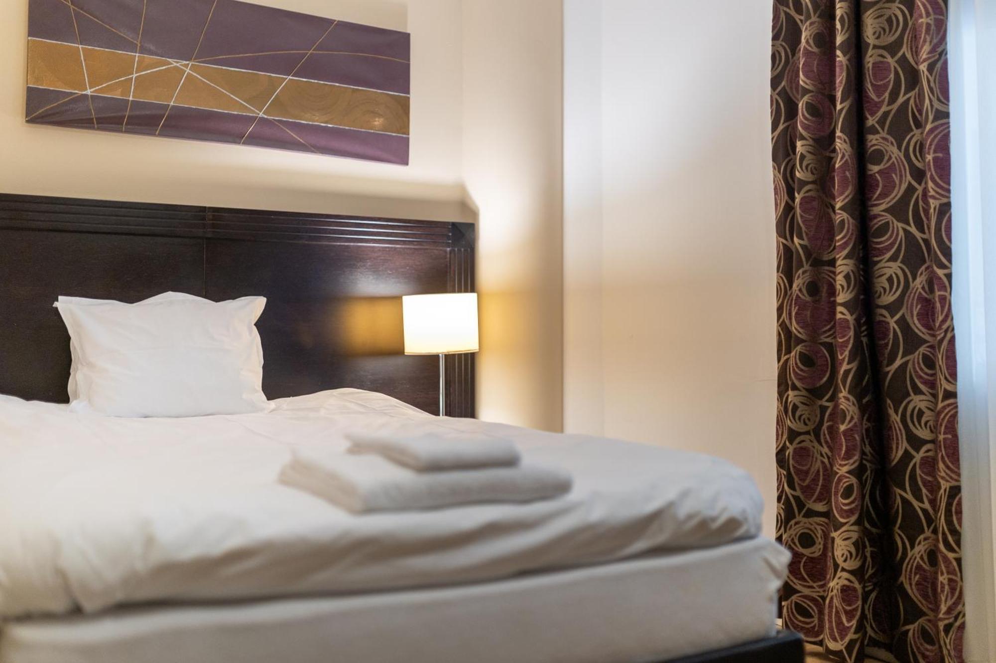 Solna Park & Hotel מראה חיצוני תמונה