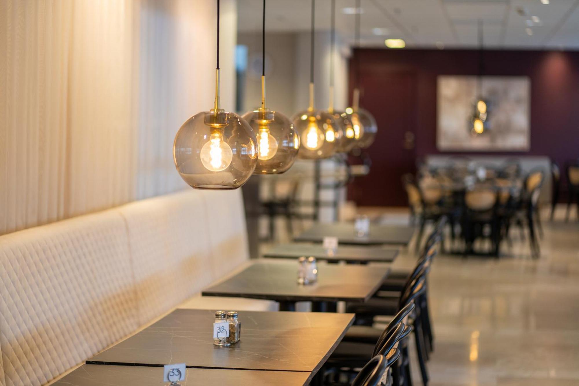 Solna Park & Hotel מראה חיצוני תמונה